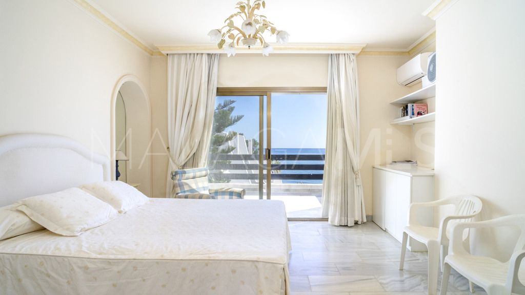 Chalet for sale in Golden Mile