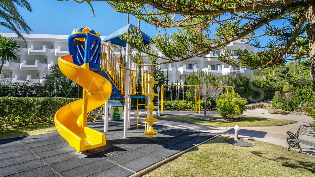 Chalet for sale in Golden Mile