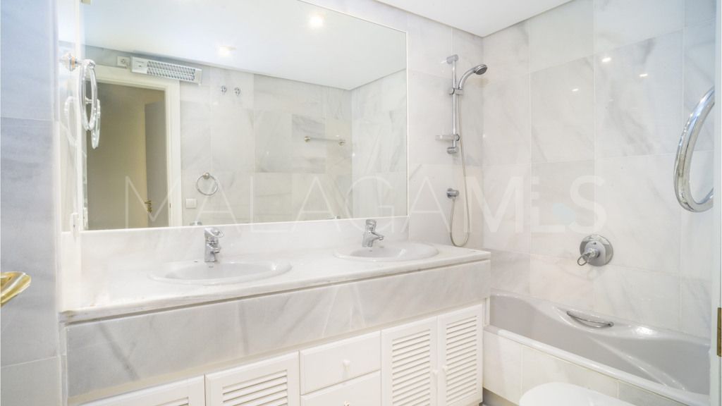 Wohnung for sale in Nueva Andalucia