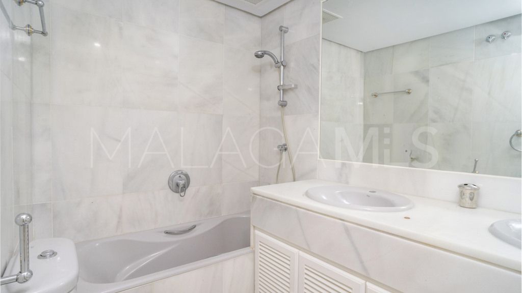 Wohnung for sale in Nueva Andalucia