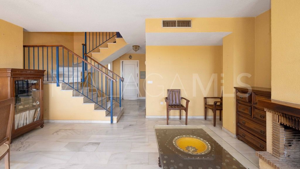 Lägenhet for sale in Nueva Andalucia