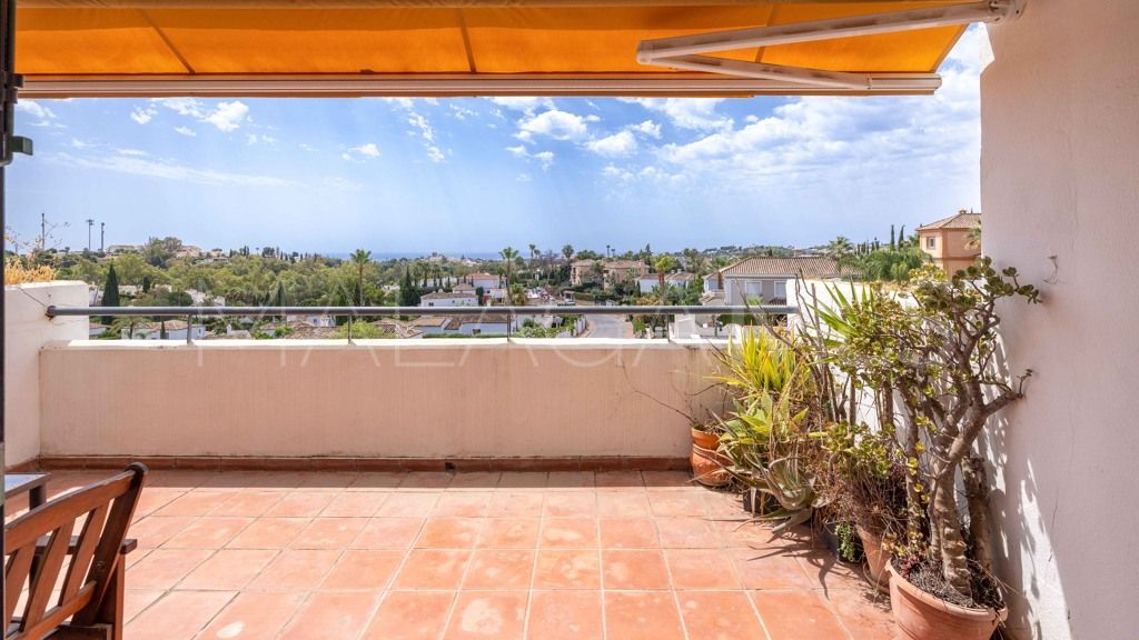 Lägenhet for sale in Nueva Andalucia