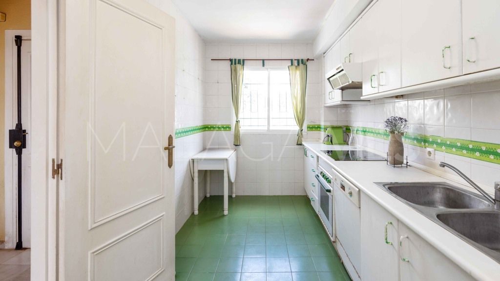 Lägenhet for sale in Nueva Andalucia