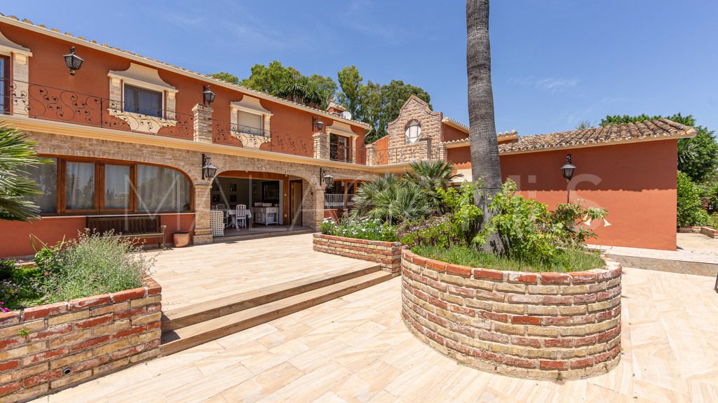 Chalet for sale in La Quinta with 5 bedrooms