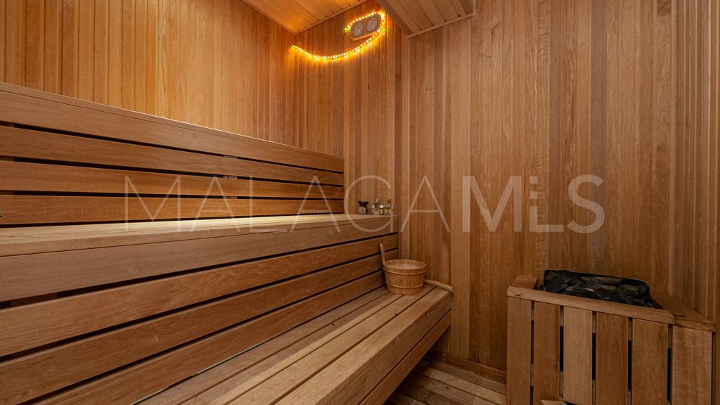 Chalet for sale in La Quinta with 5 bedrooms