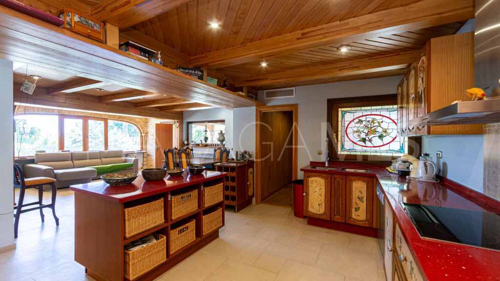 Chalet for sale in La Quinta with 5 bedrooms