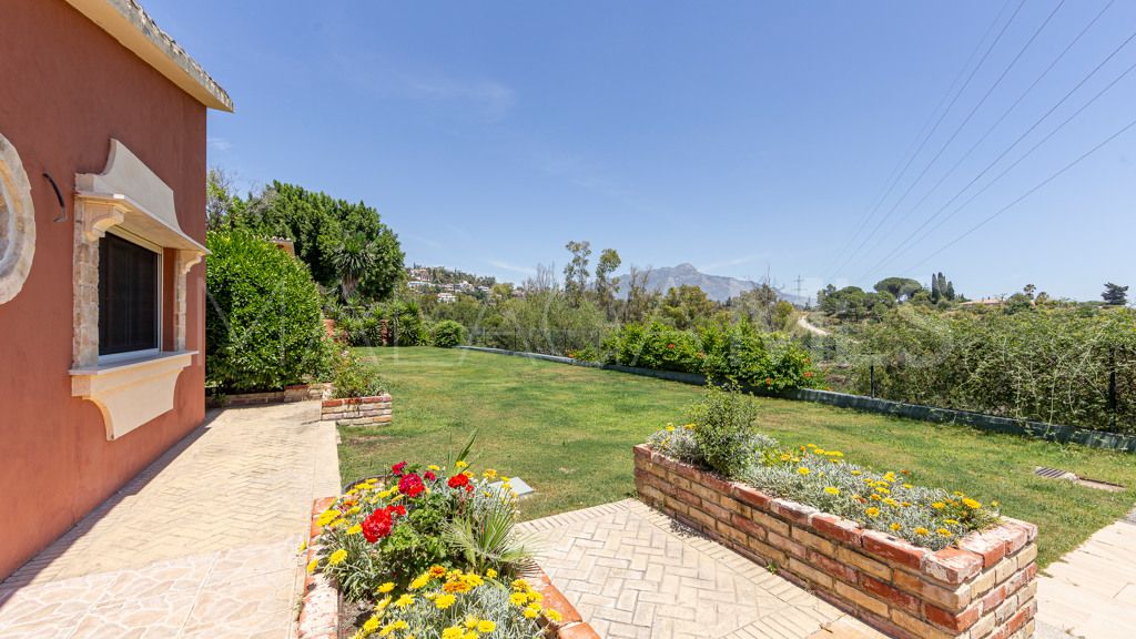 Chalet for sale in La Quinta with 5 bedrooms