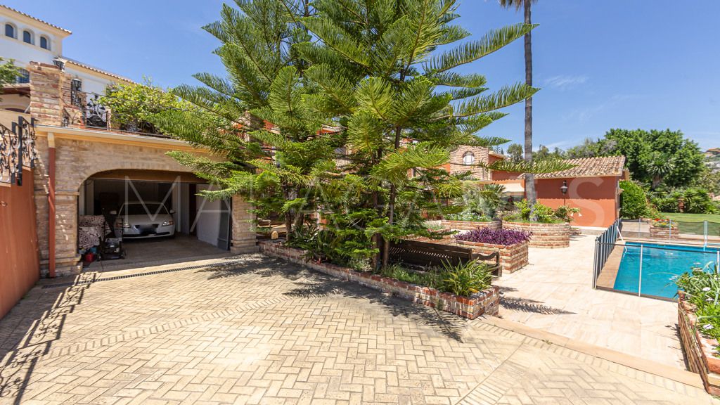 Chalet for sale in La Quinta with 5 bedrooms