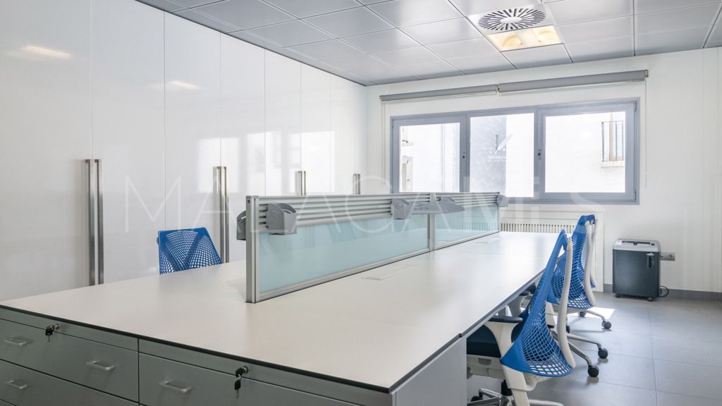 For sale commercial premises in Marbella - Puerto Banus