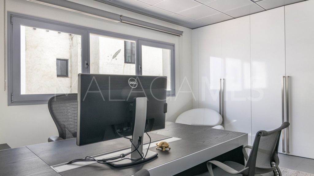 For sale commercial premises in Marbella - Puerto Banus