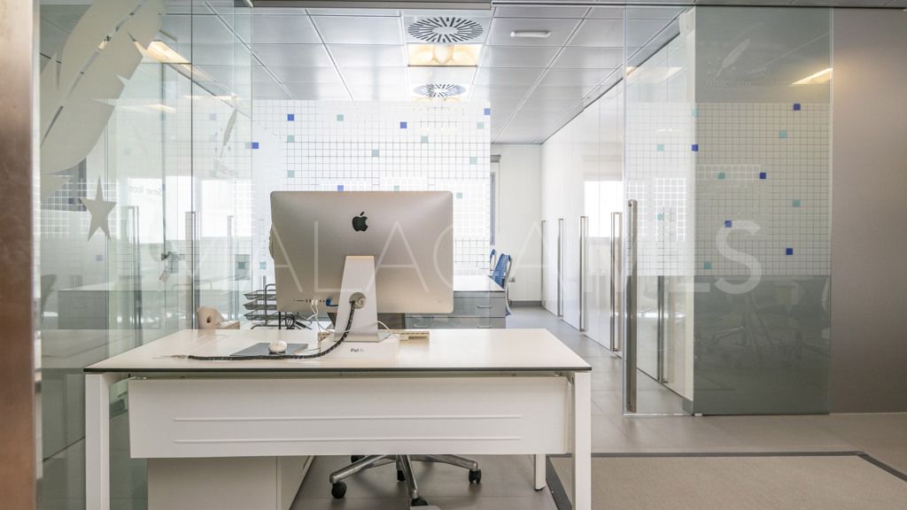 For sale commercial premises in Marbella - Puerto Banus