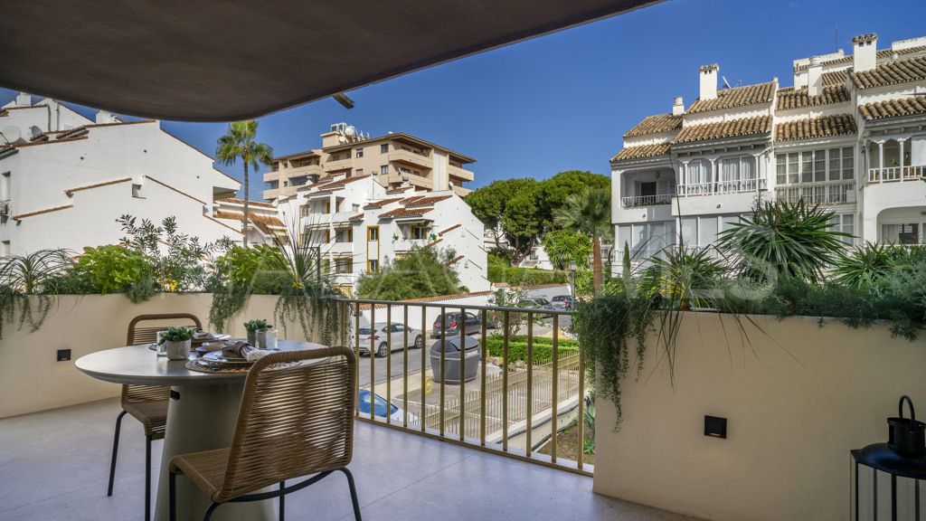 Lägenhet for sale in Nueva Andalucia