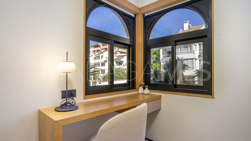 Lägenhet for sale in Nueva Andalucia