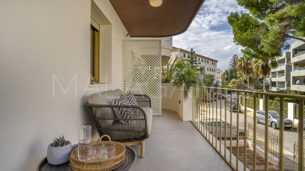 Lägenhet for sale in Nueva Andalucia