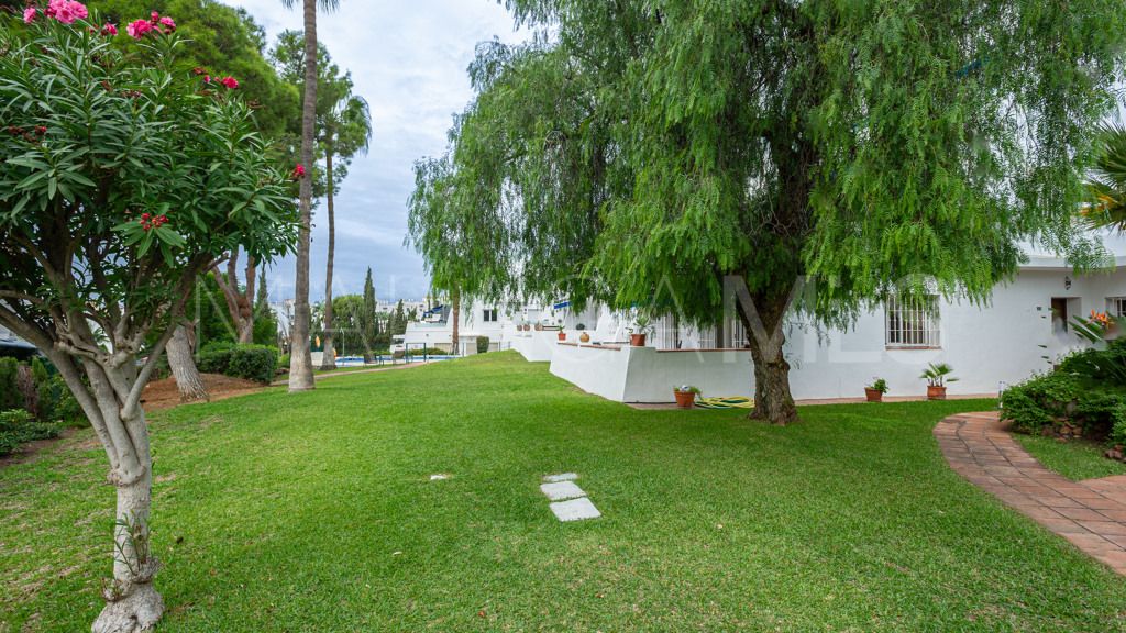 Lägenhet for sale in Nueva Andalucia