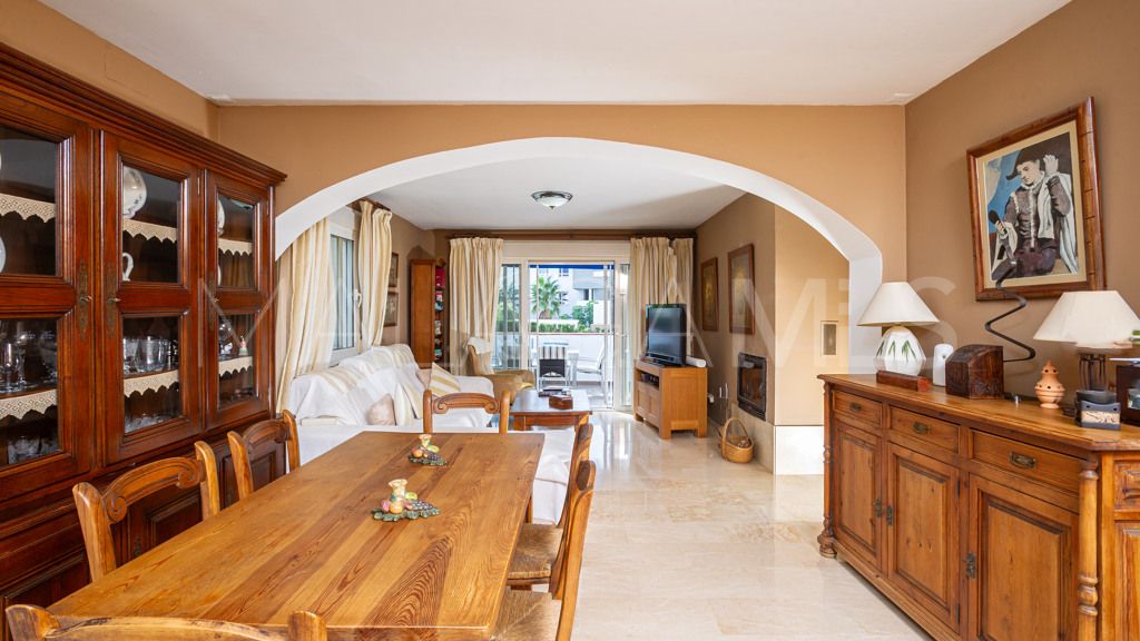 Lägenhet for sale in Nueva Andalucia