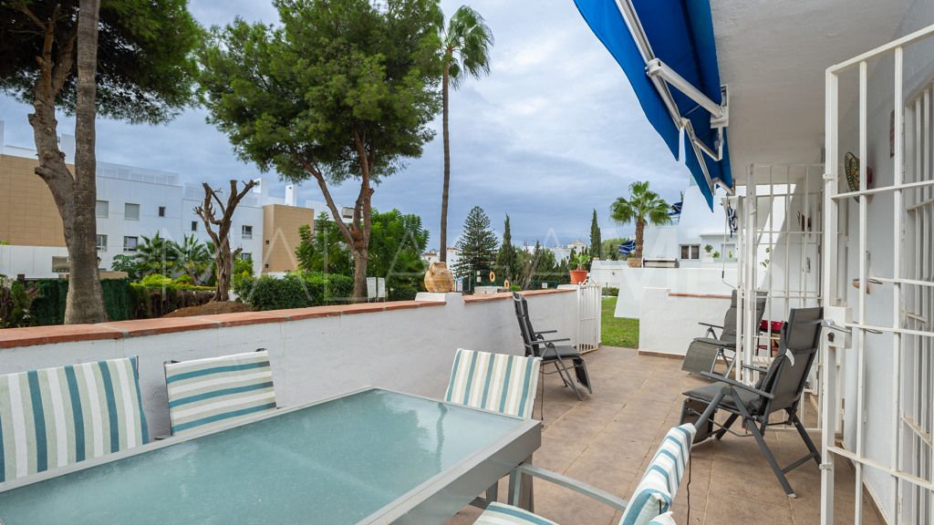 Lägenhet for sale in Nueva Andalucia