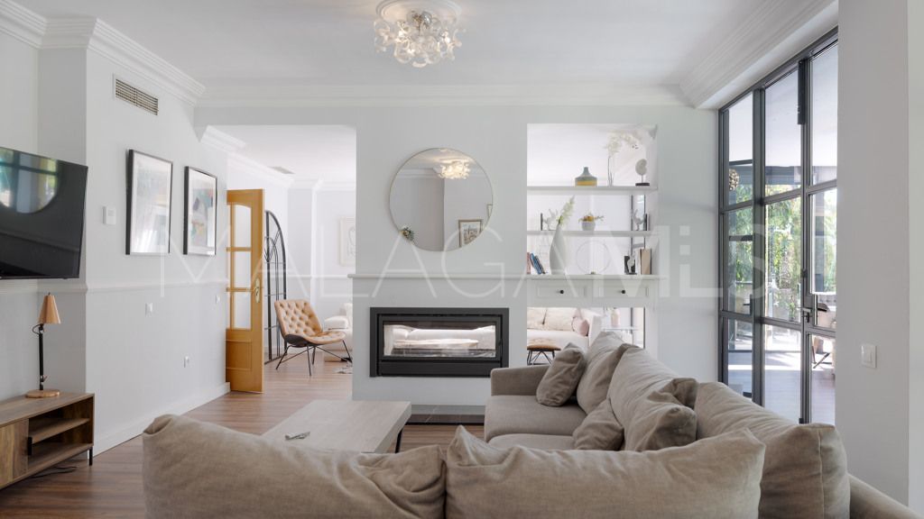 Chalet for sale in Guadalmina Alta