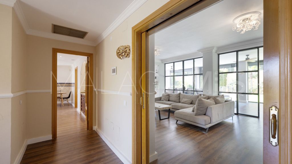 Chalet for sale in Guadalmina Alta