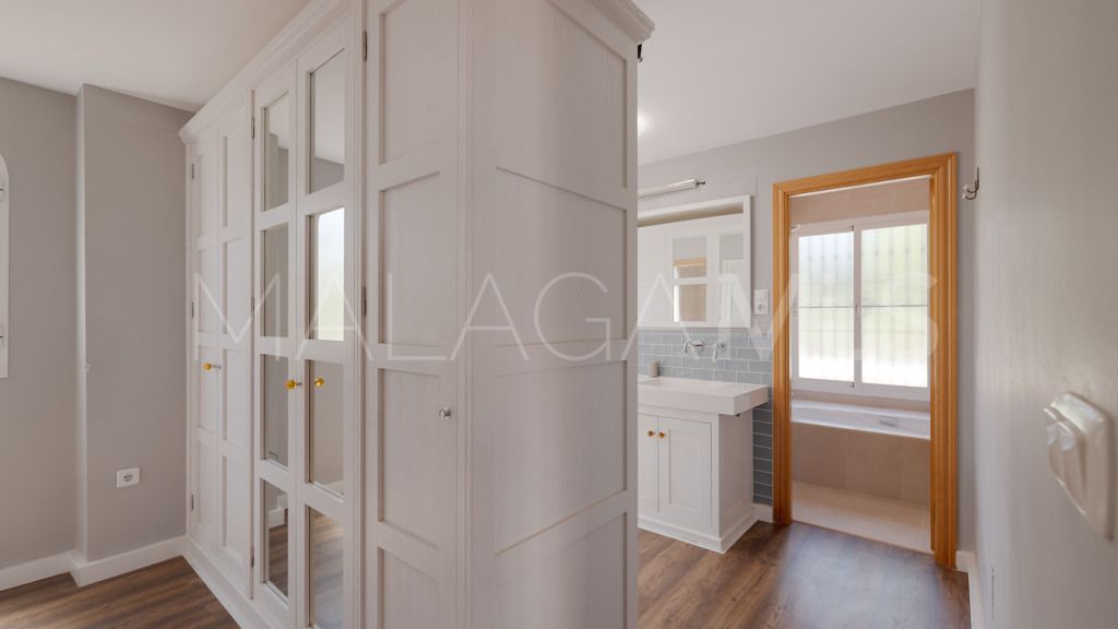 Chalet for sale in Guadalmina Alta