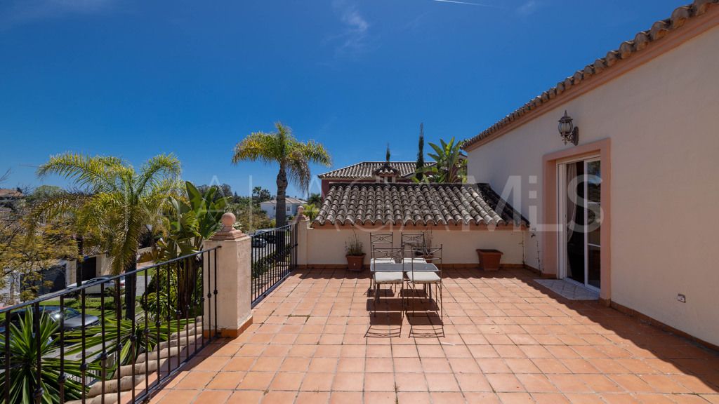 Chalet for sale in Guadalmina Alta