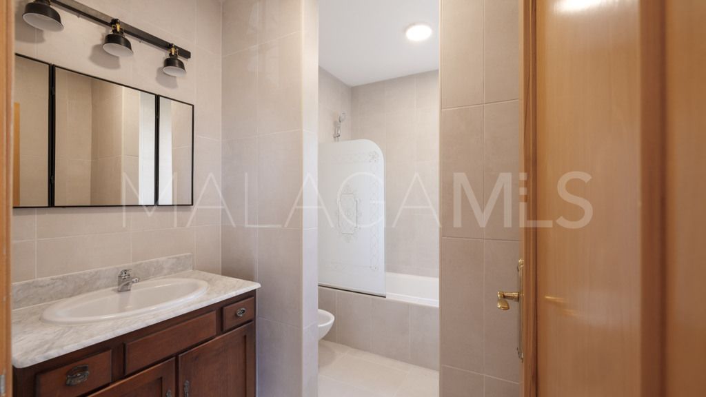 Chalet for sale in Guadalmina Alta