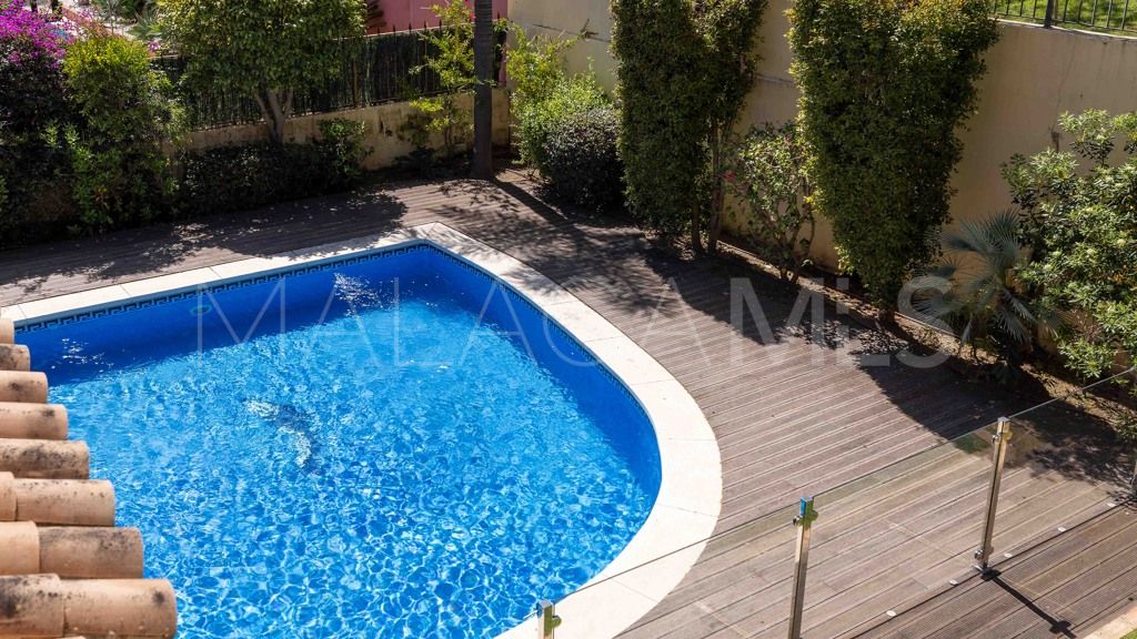 Chalet for sale in Guadalmina Alta