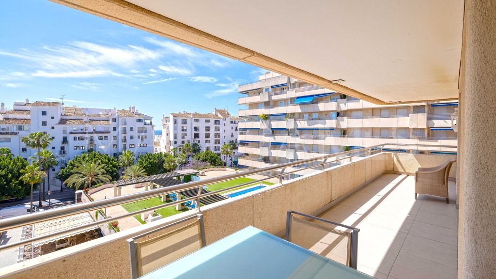 Apartment for sale in Marbella - Puerto Banus