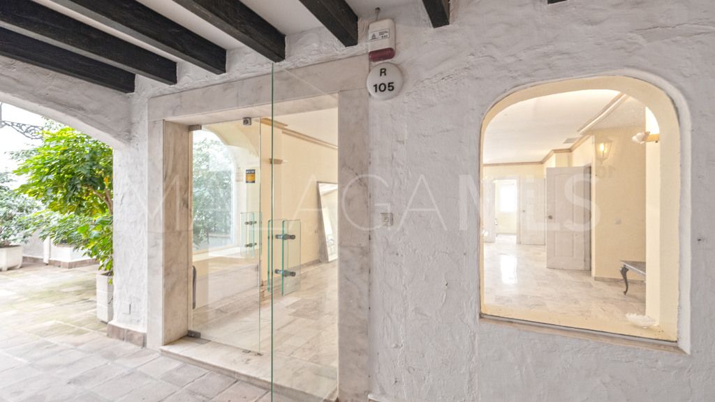 Kommersiella lokaler for sale in Marbella - Puerto Banus