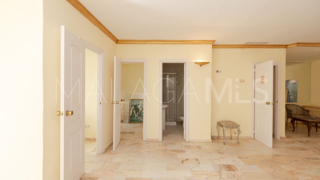 Kommersiella lokaler for sale in Marbella - Puerto Banus
