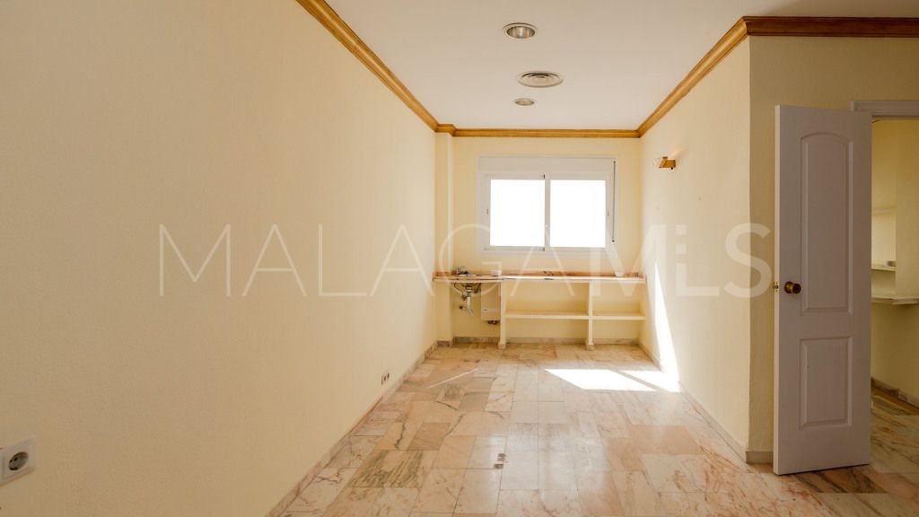 Kommersiella lokaler for sale in Marbella - Puerto Banus