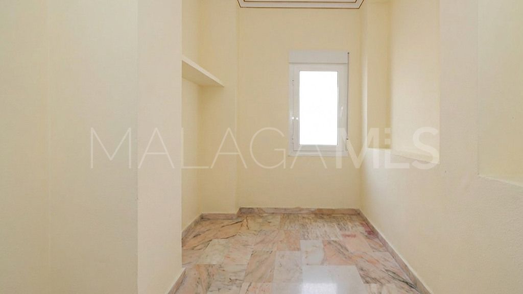 Kommersiella lokaler for sale in Marbella - Puerto Banus