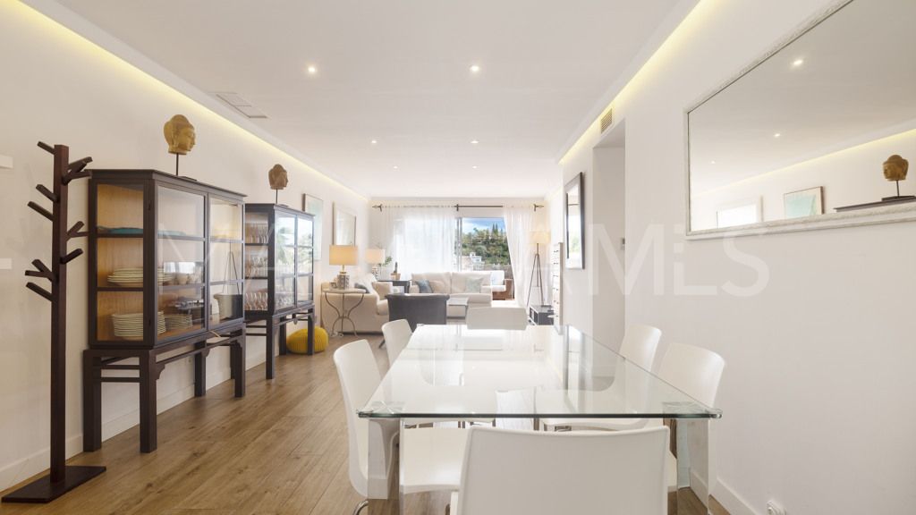 Se vende apartamento de 3 bedrooms in Benahavis