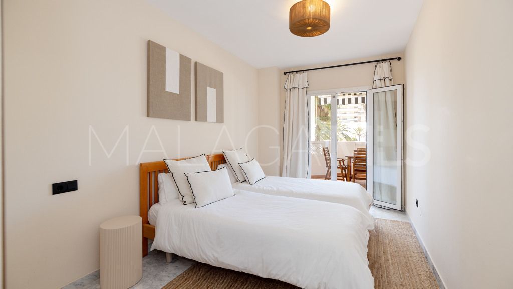 Se vende apartamento in Marbella - Puerto Banus with 4 bedrooms