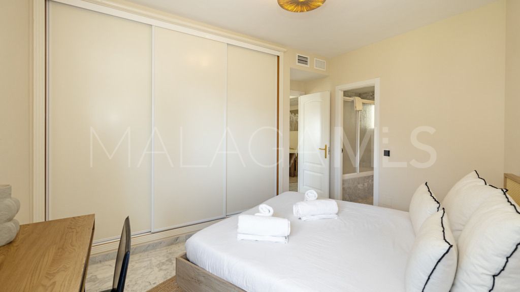 Se vende apartamento in Marbella - Puerto Banus with 4 bedrooms
