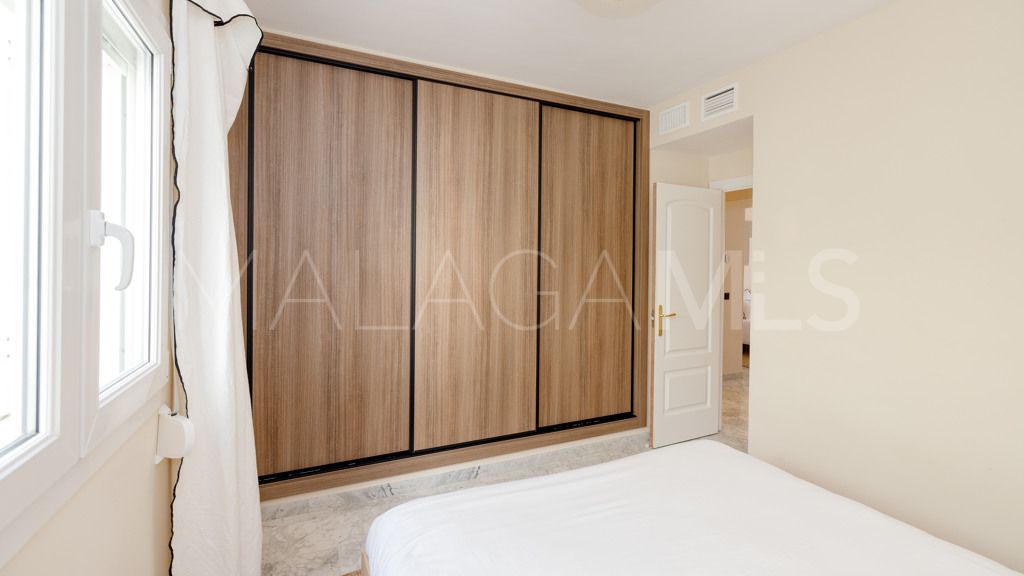Se vende apartamento in Marbella - Puerto Banus with 4 bedrooms
