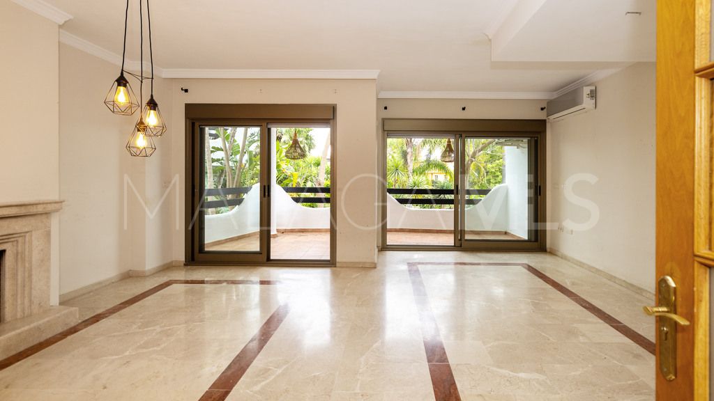 Chalet for sale in Golden Mile