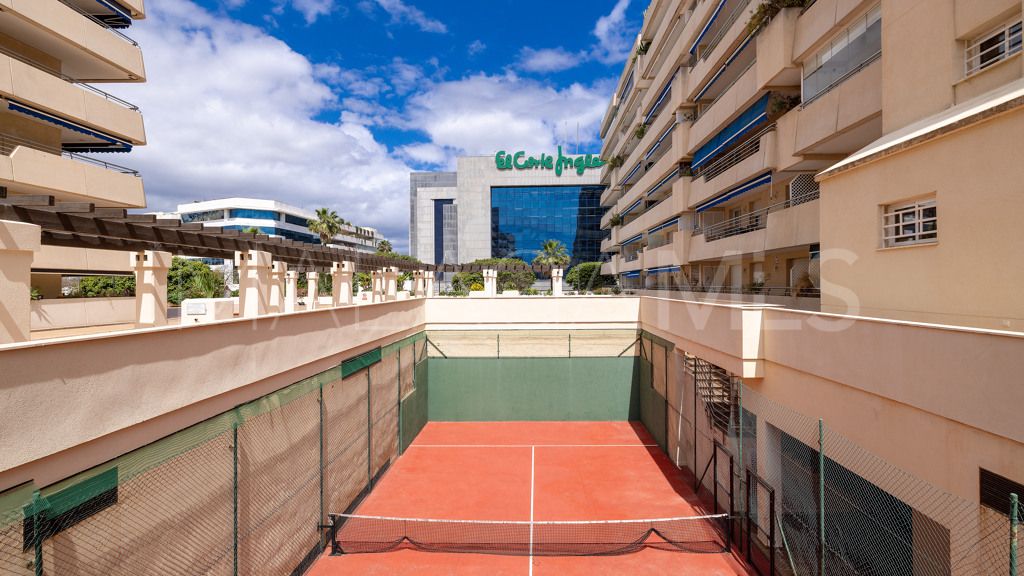 Buy apartment in Marbella - Puerto Banus with 2 bedrooms