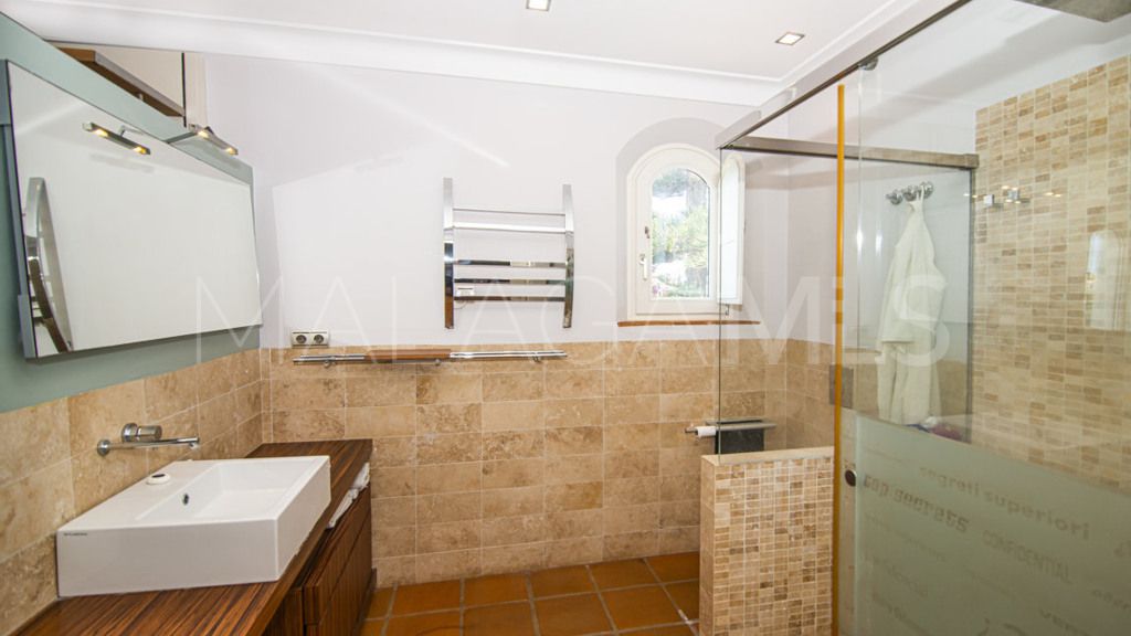 Villa for sale in San Pedro de Alcantara