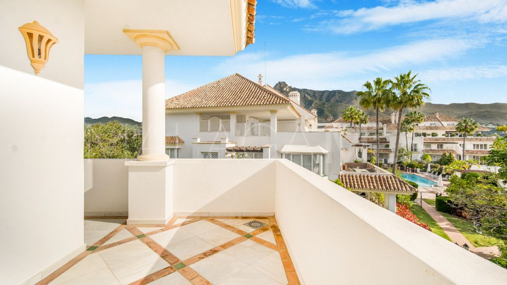 Se vende atico de 4 bedrooms in Golden Mile