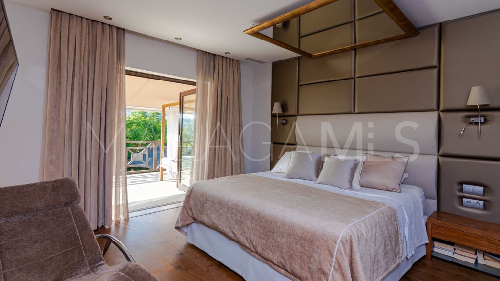 Chalet for sale in Nueva Andalucia