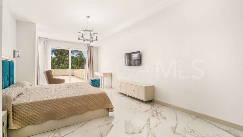 Wohnung for sale in Marbella - Puerto Banus