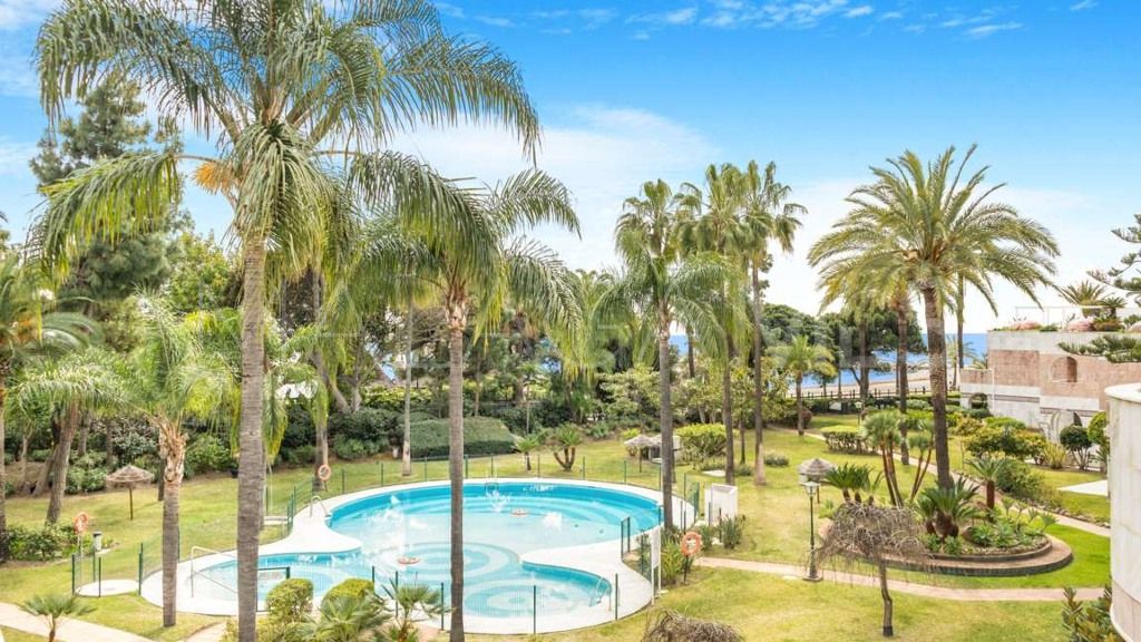 Apartamento a la venta with 3 bedrooms in Marbella - Puerto Banus