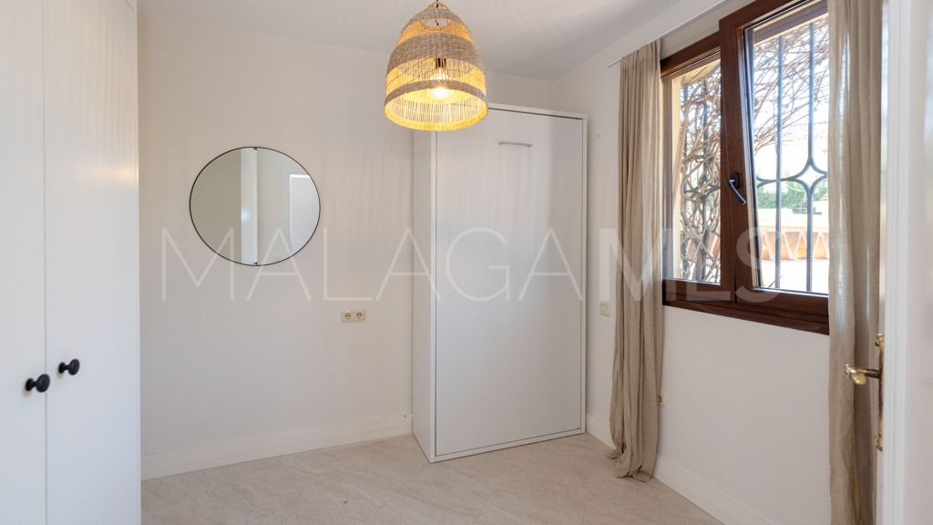 Chalet for sale in Guadalmina Alta