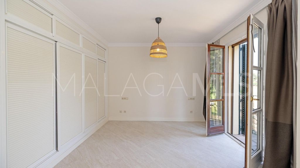 Chalet for sale in Guadalmina Alta