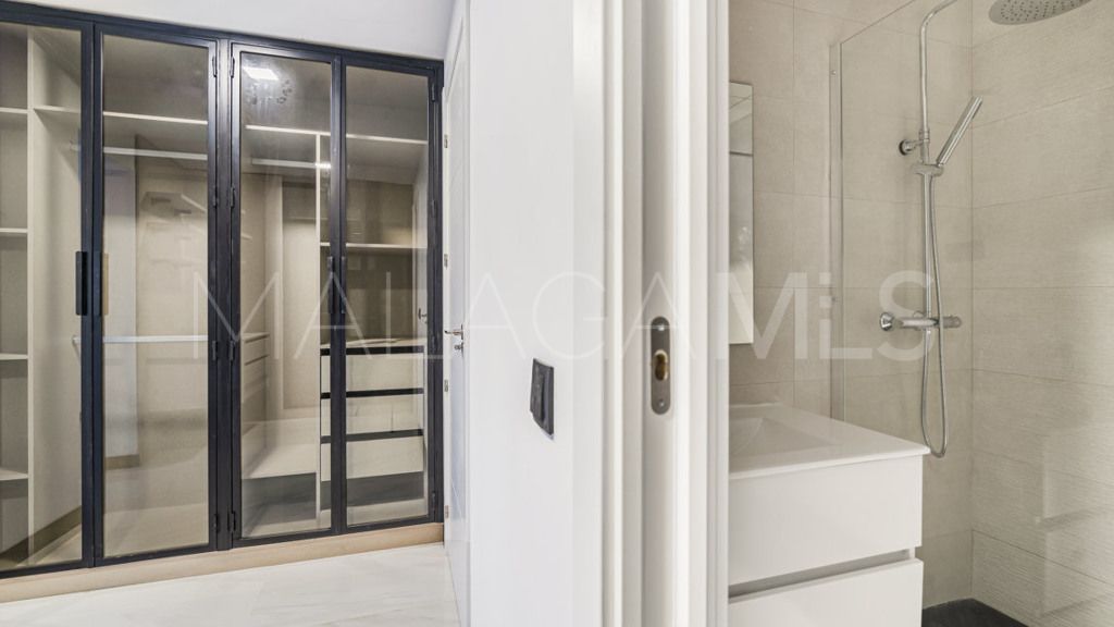 Wohnung for sale in Marbella - Puerto Banus