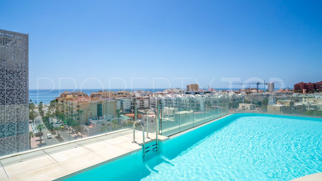 For sale 2 bedrooms penthouse in Estepona