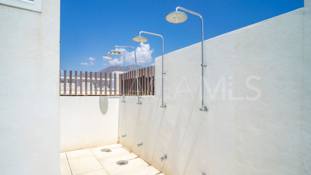 For sale 2 bedrooms penthouse in Estepona