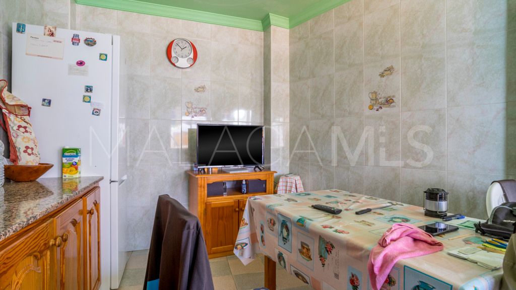 Chalet for sale in Estepona