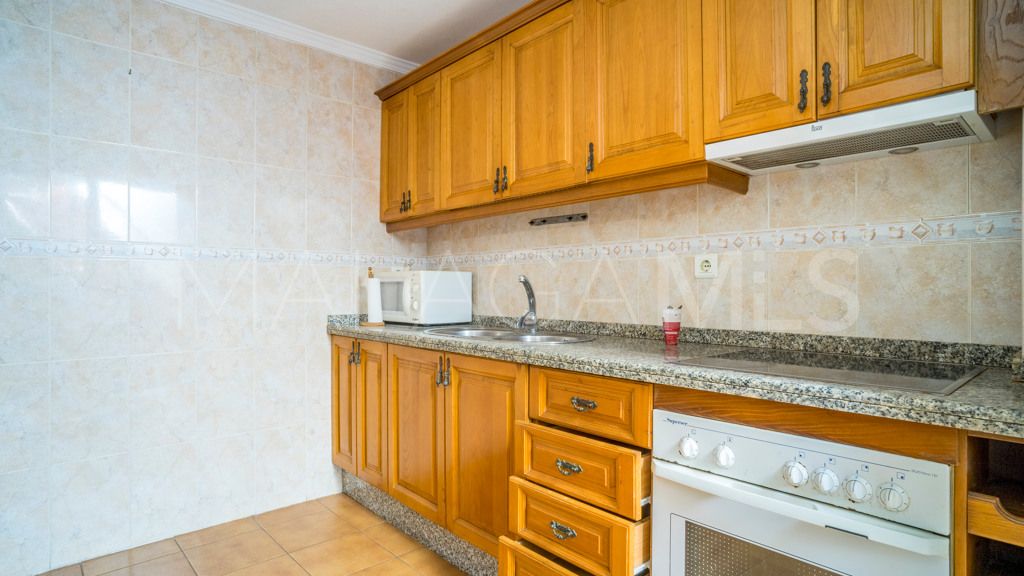 Chalet for sale in Estepona